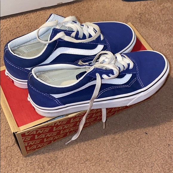 shoes - Picture 1 of 5